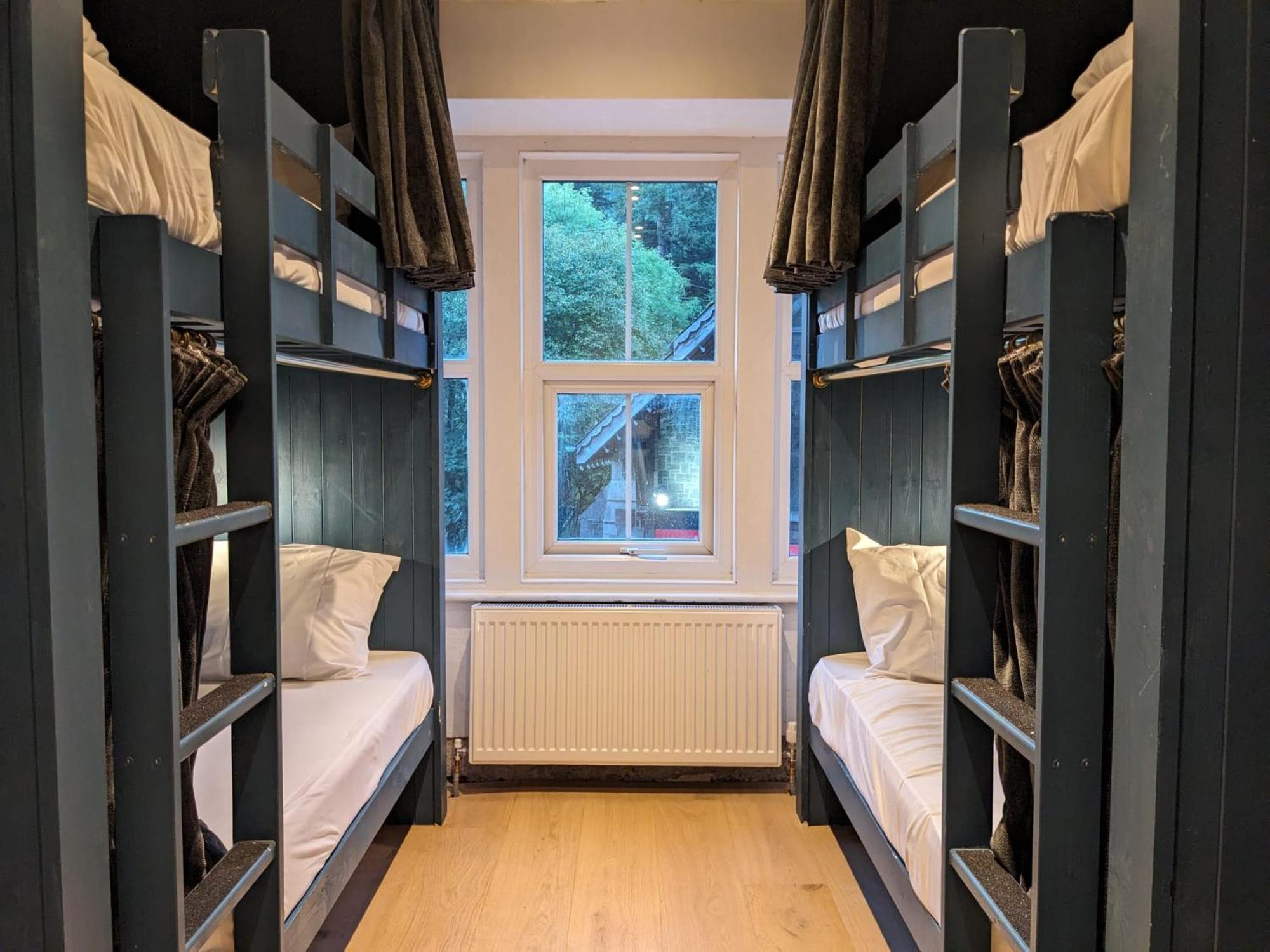 Albergue Base Camp Snowdonia, Gwersyll Cyntaf Eryri Betws-y-Coed Exterior foto